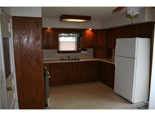 473 S 76th East Avenue, Tulsa, OK 74112