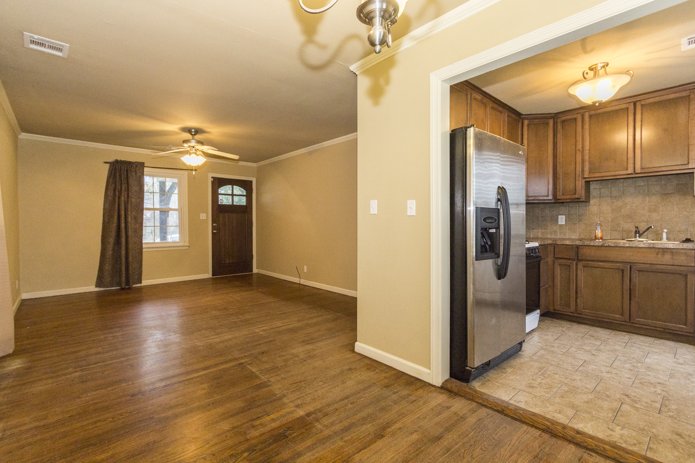 3738 E 2nd Street, Tulsa, OK 74112