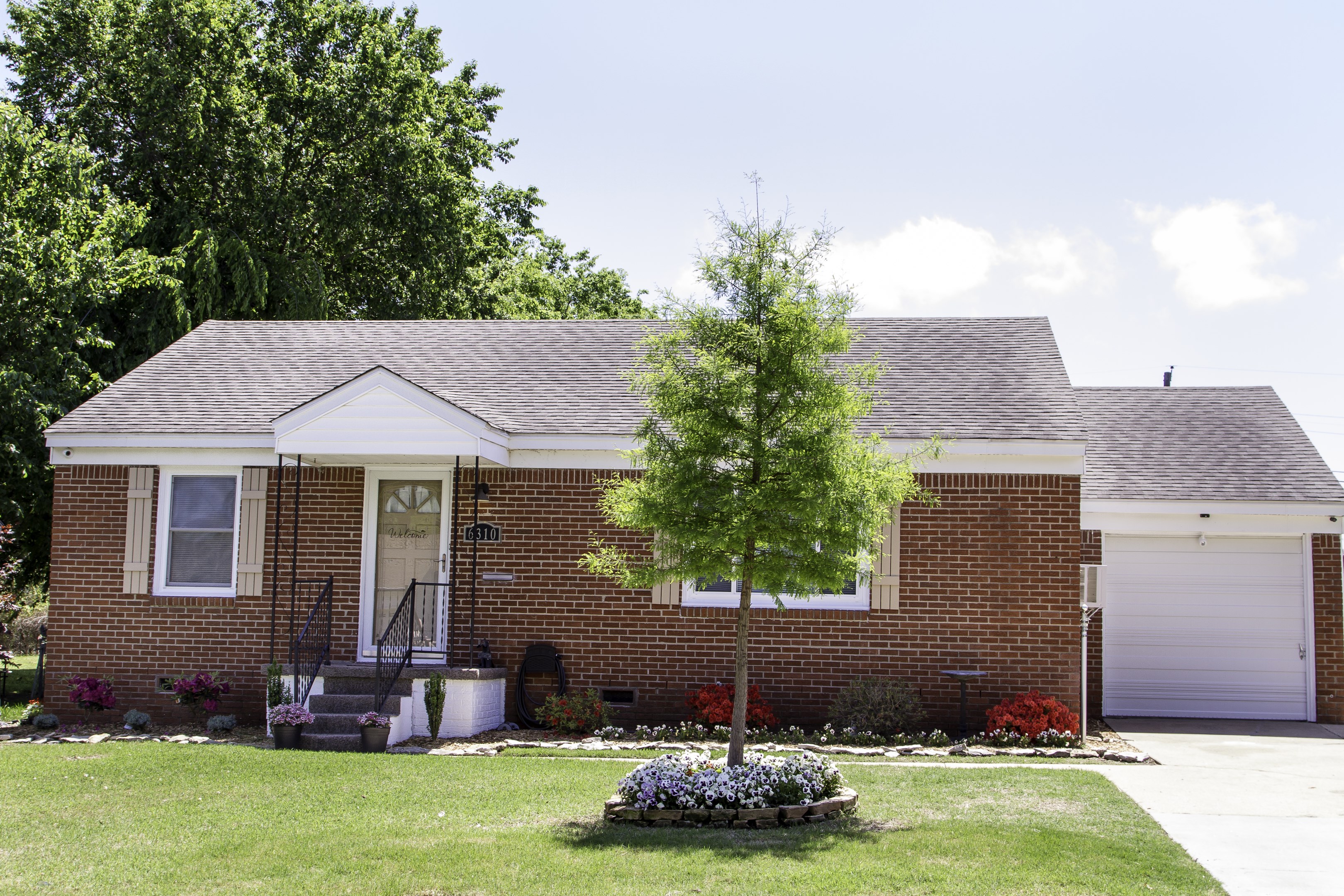 6310 E 4th Street, Tulsa, OK 74112
