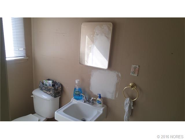 4102 E Woodrow Place, Tulsa, OK 74115