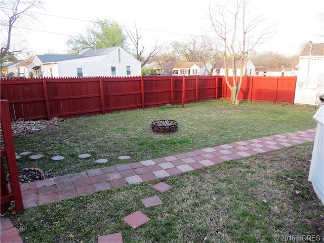 1122 N New Haven Avenue, Tulsa, OK 74115