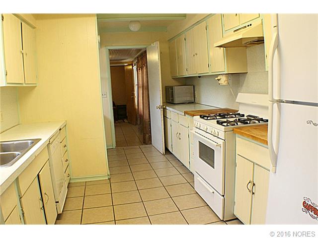 1049 N Sandusky Avenue, Tulsa, OK 74115