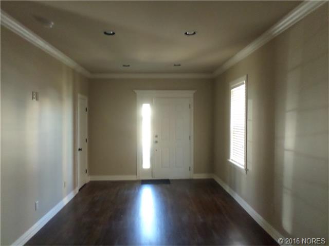 40 E 16th Street, Tulsa, OK 74119