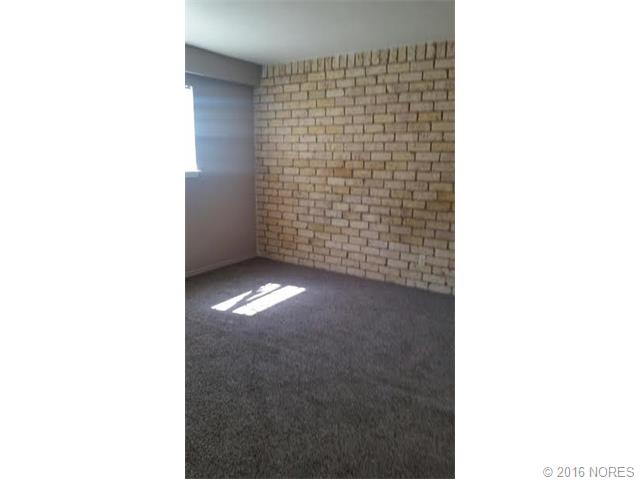 1152 S Quaker Avenue, Tulsa, OK 74120