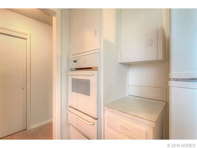 4632 N Cincinnati Place, Tulsa, OK 74126
