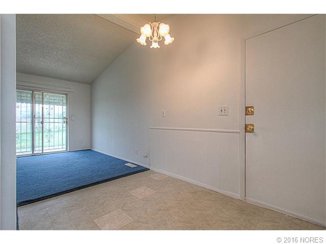 4632 N Cincinnati Place, Tulsa, OK 74126