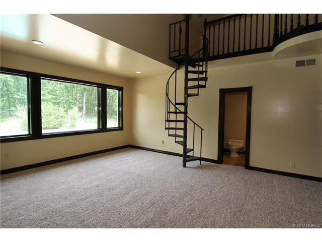 7201 W Edison Street, Tulsa, OK 74127