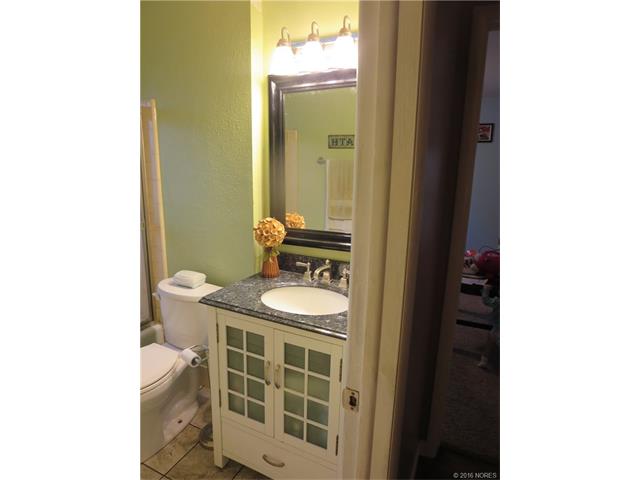 10136 E 4th Place, Tulsa, OK 74128