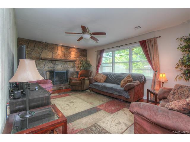 11422 E 4th Place, Tulsa, OK 74128
