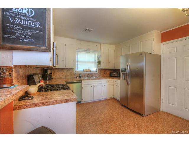 11422 E 4th Place, Tulsa, OK 74128