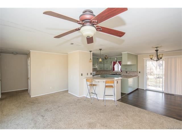 2450 S Sheridan Road, Tulsa, OK 74129