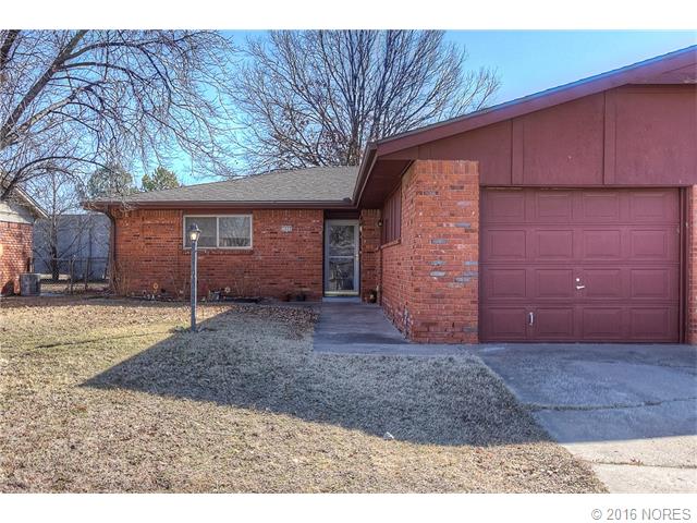 2829 & 2831 S 104th East Avenue, Tulsa, OK 74129