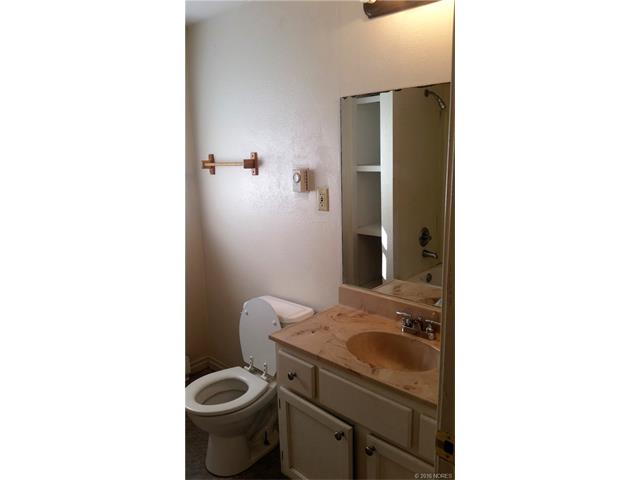 6801 W 78th Street, Tulsa, OK 74131