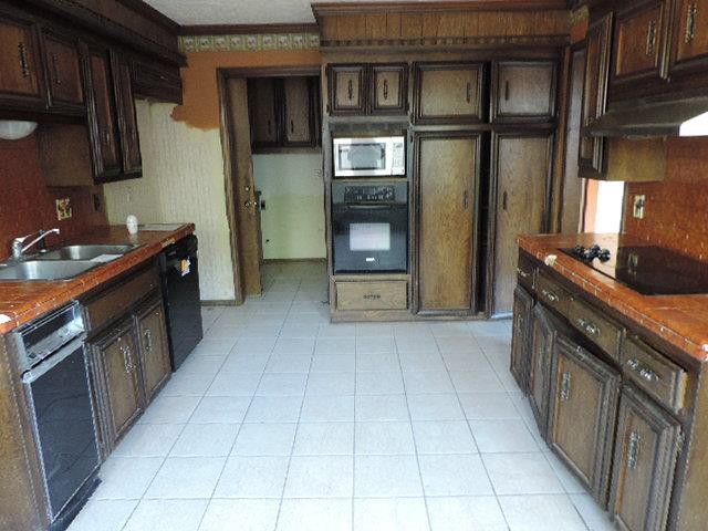 6606 E 99th PlTulsa, OK, 74133Tulsa County