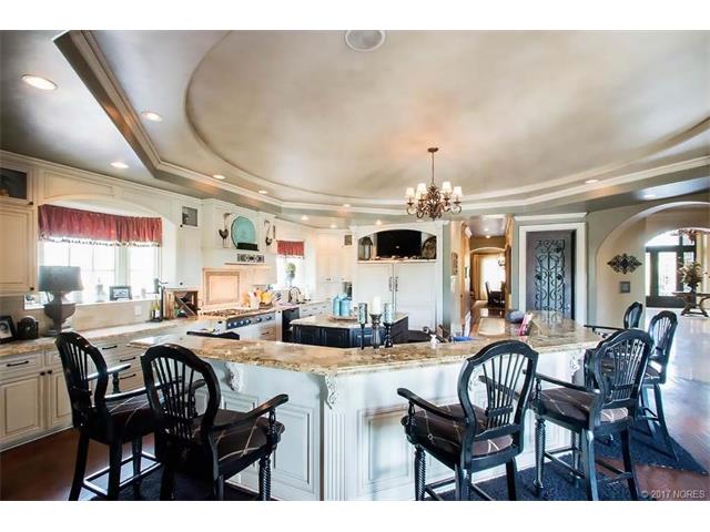6818 E 109th Street S, Tulsa, OK 74133
