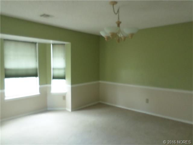 9203 S 86th East Avenue, Tulsa, OK 74133