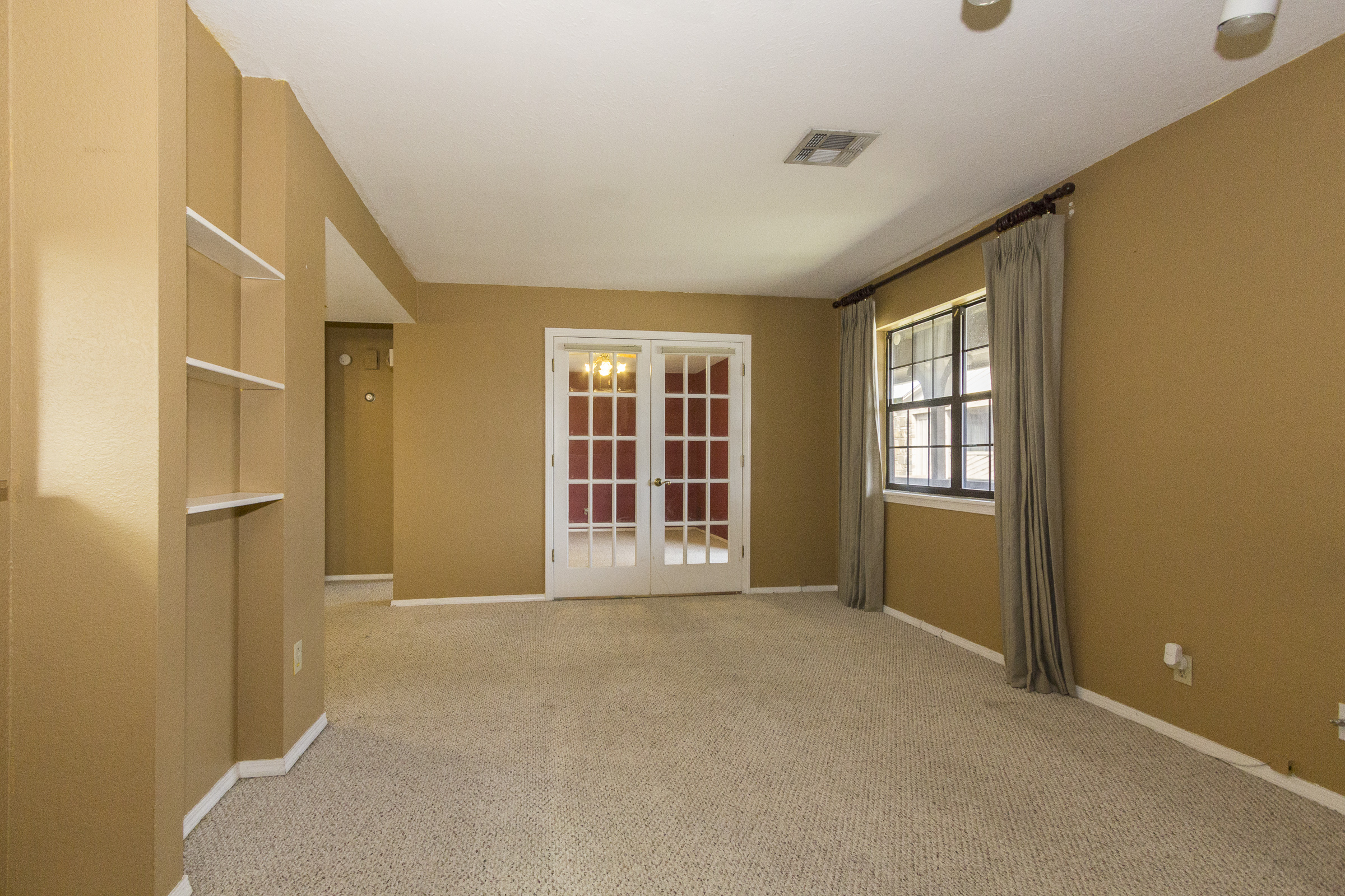 6524 S Memorial Drive #16E, Tulsa, OK 74133