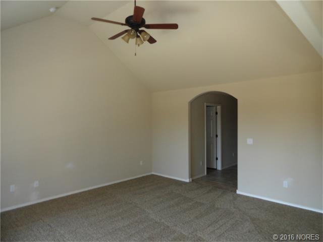 2403 S 138th Street, Tulsa, OK 74134