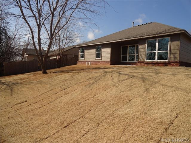 2403 S 138th Street, Tulsa, OK 74134