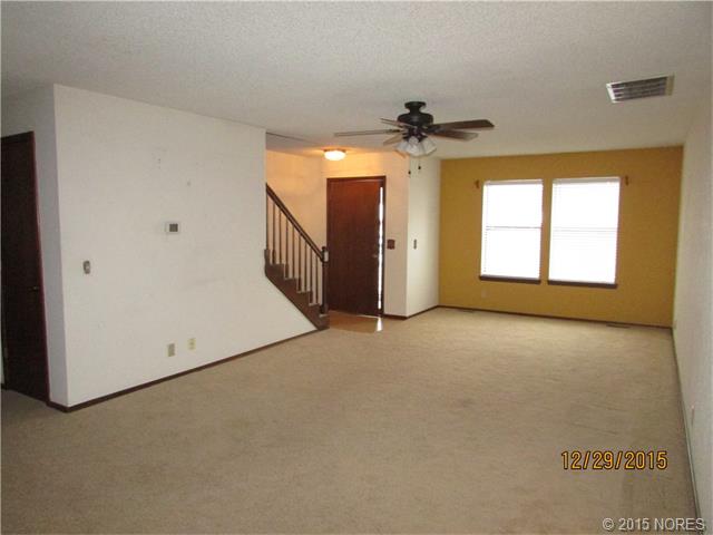 3209 S 148th Place, Tulsa, OK 74134