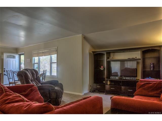3317 S Jamestown Avenue, Tulsa, OK 74135