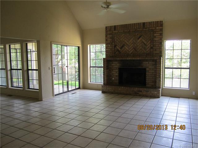 7710 S Hudson Avenue, Tulsa, OK 74136