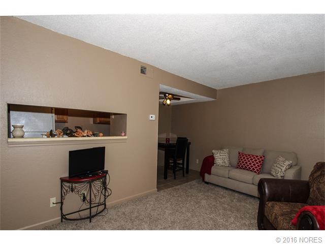 6620 S Zunis Avenue, Tulsa, OK 74136