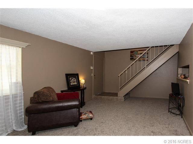 6620 S Zunis Avenue, Tulsa, OK 74136