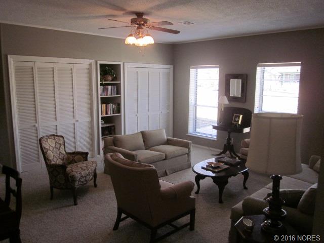 297 Sunset Drive, Vinita, OK 74301