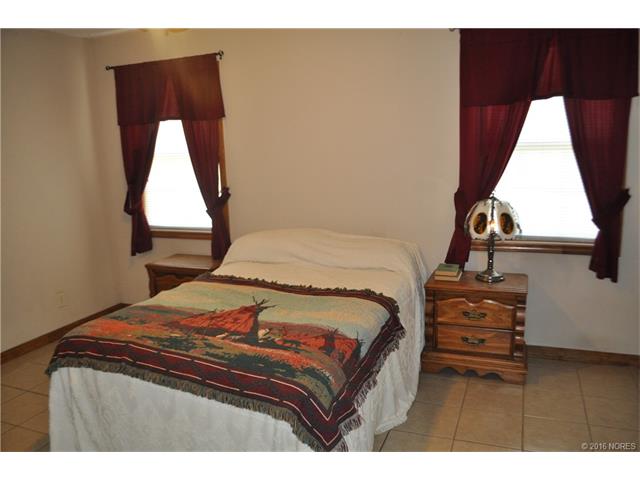 37013 S 4420 Road, Big Cabin, OK 74332
