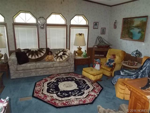 75 Pryor Creek Loop, Chouteau, OK 74337