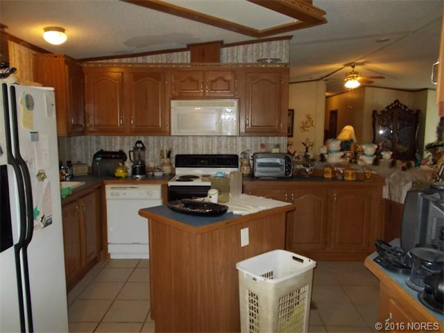 75 Pryor Creek Loop, Chouteau, OK 74337