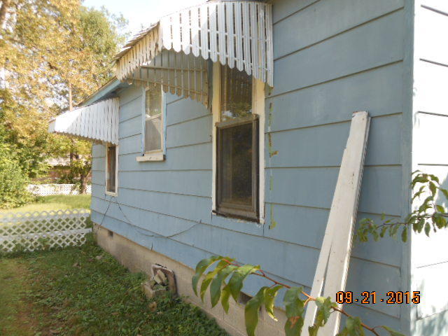 406 N Quincy St, Commerce, OK 74339