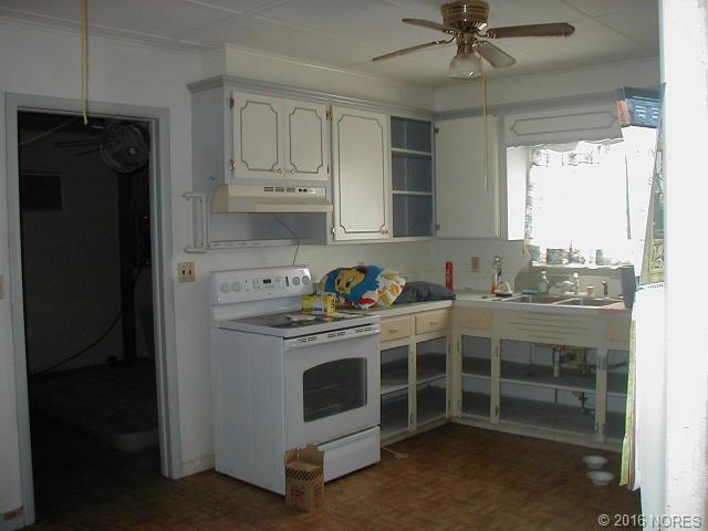212 E Main Street, Disney, OK 74340
