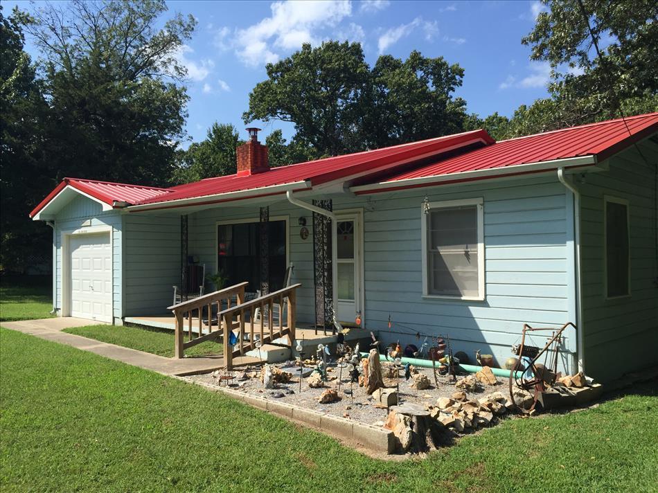 136 Lake Dr, Tia Juana, OK 74342