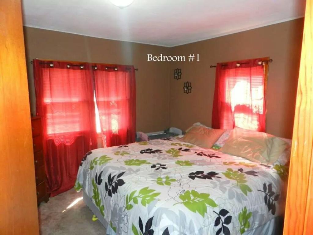 119 N Perry St, Fairland, OK 74343
