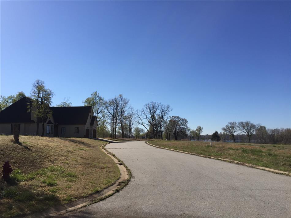 Grove, OK 74344