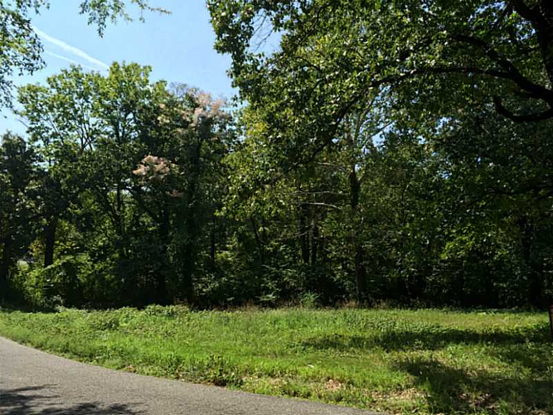 25520 627 Rd S, Grove, OK 74344
