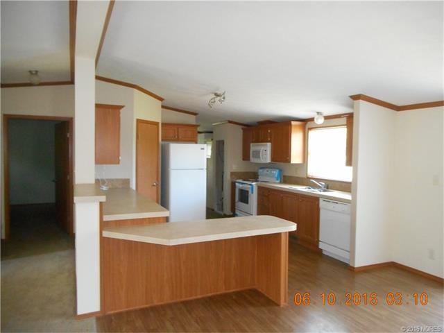 61970 E 265 Lane, Grove, OK 74344