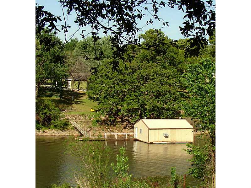 62350-1/2 252 Rd E, Grove, OK 74344