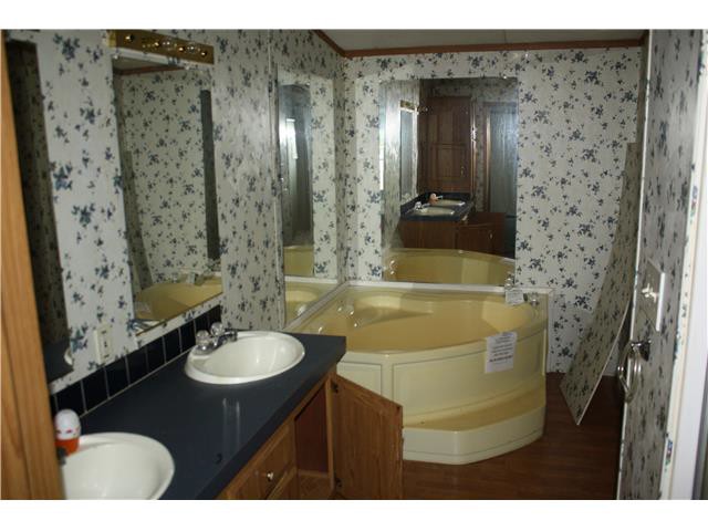 16110 Walnut DrKansas, OK, 74347Delaware County