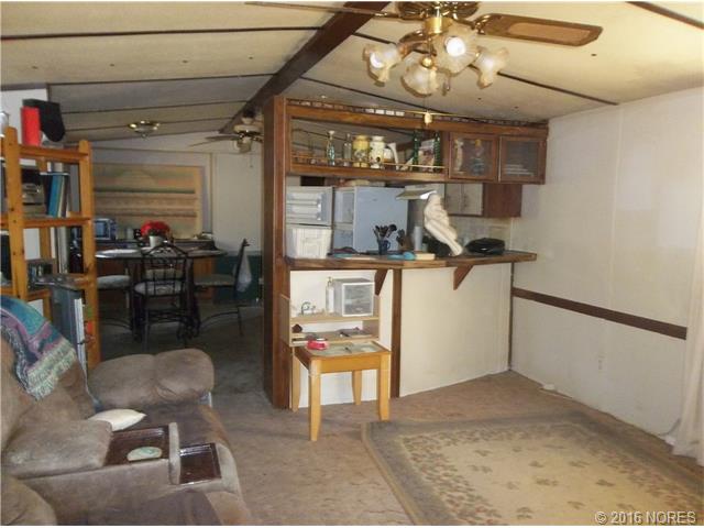 1725 Berryhill Road, Kansas, OK 74347