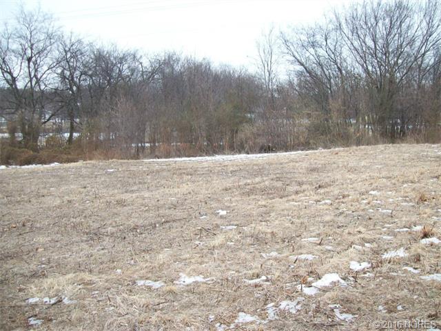 Sequoyah Street, Locust Grove, OK 74352
