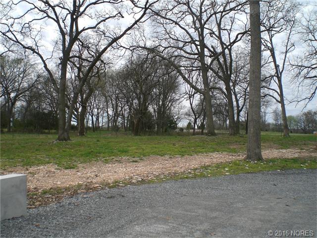 545 Road, Locust Grove, OK 74352