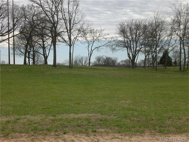 545 Road, Locust Grove, OK 74352