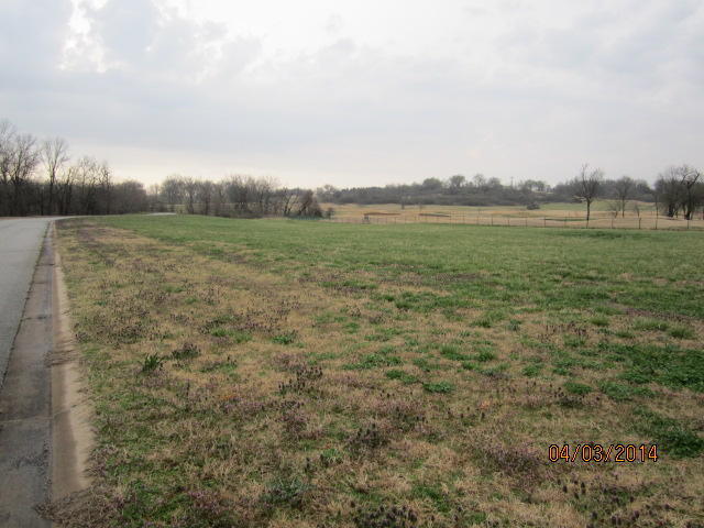PIANKE SHAW ST, Miami, OK 74354