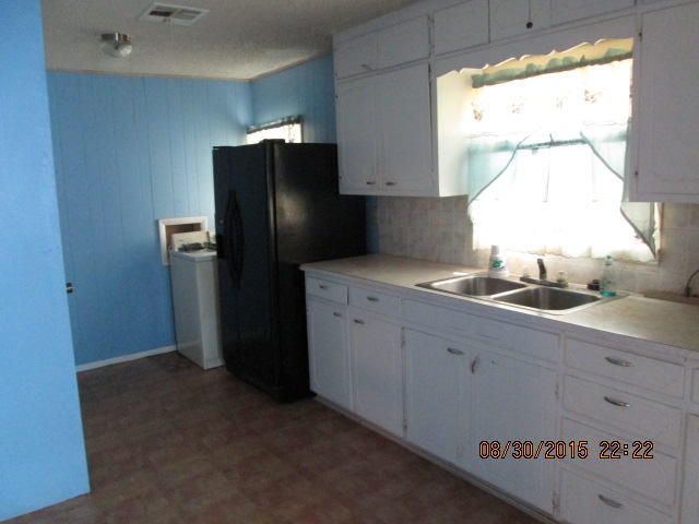 610 G St NE, Miami, OK 74354
