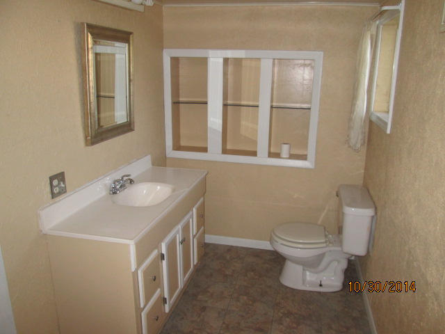 214 C NE, Miami, OK 74354