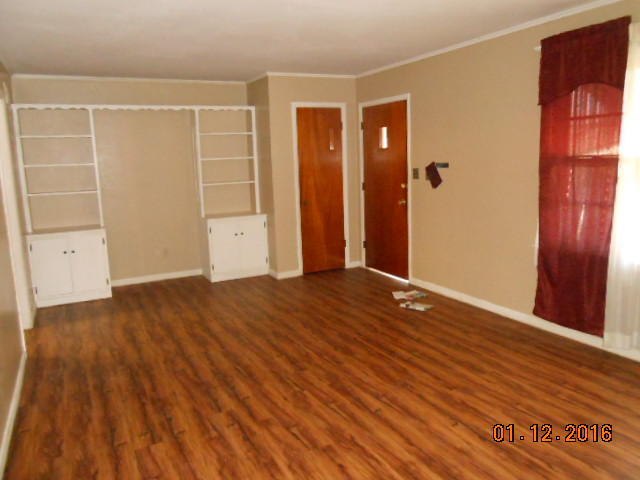 1009 B St NE, Miami, OK 74354