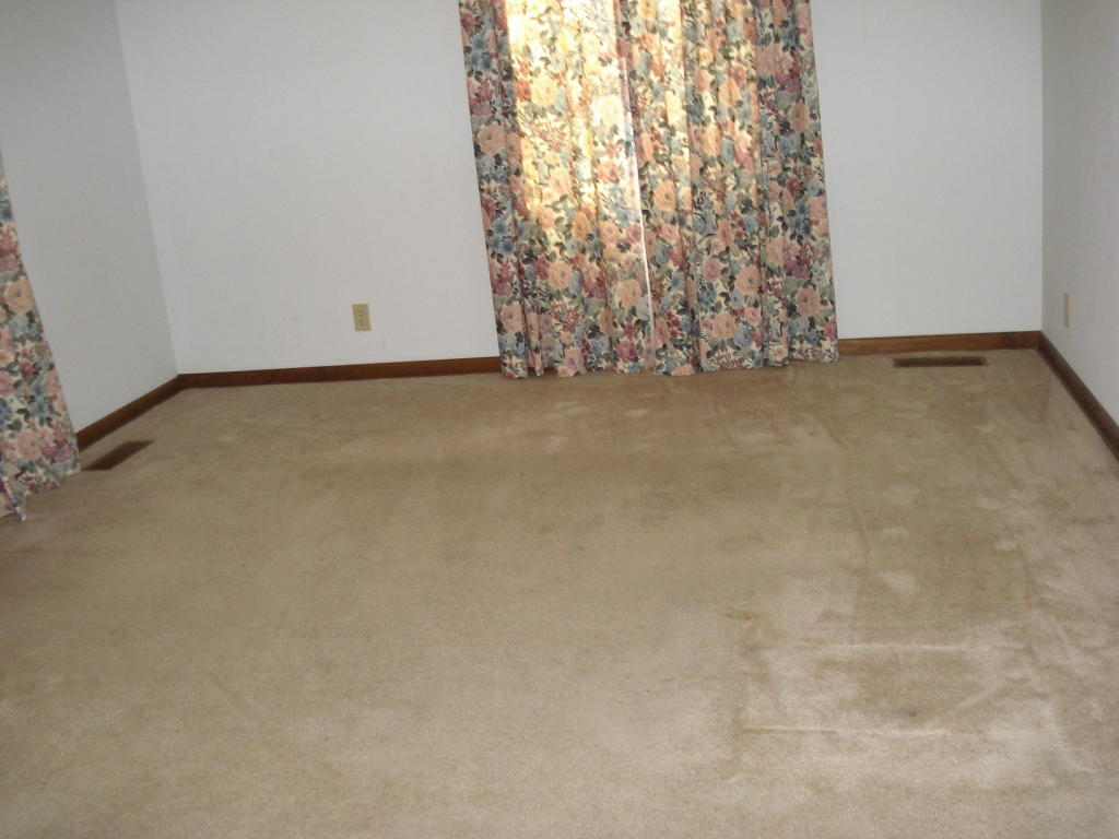 711 Goodrich Blvd, Miami, OK 74354